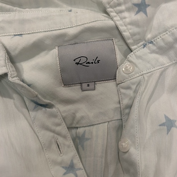 Rails classic silk light blue button down size: S - Picture 2 of 4
